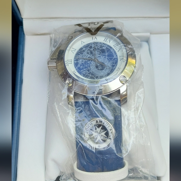 Doctor who limited edition TARDIS watch